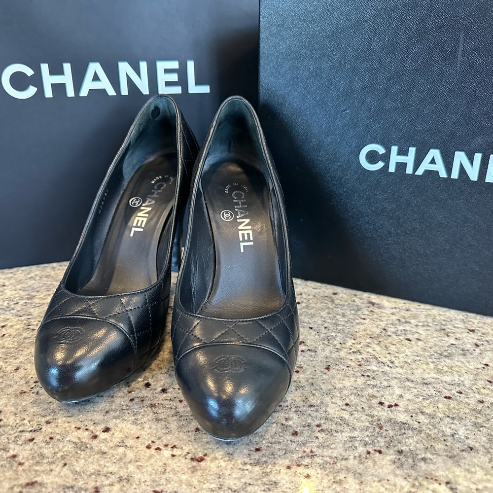 CHANEL Black Quilted Heels